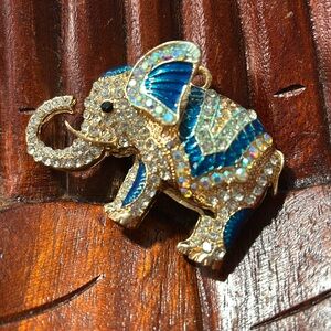 Elephant Puffy “Pendant” Rainbow Rhinestones
